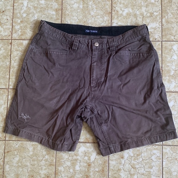 Arc’teryx Men’s Walking Shorts - Picture 1 of 4